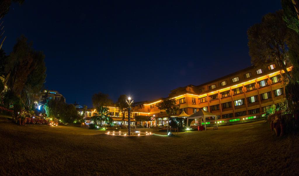 โรงแรมแชงกรีลา กาฐมาณฑุ ภายนอก รูปภาพ